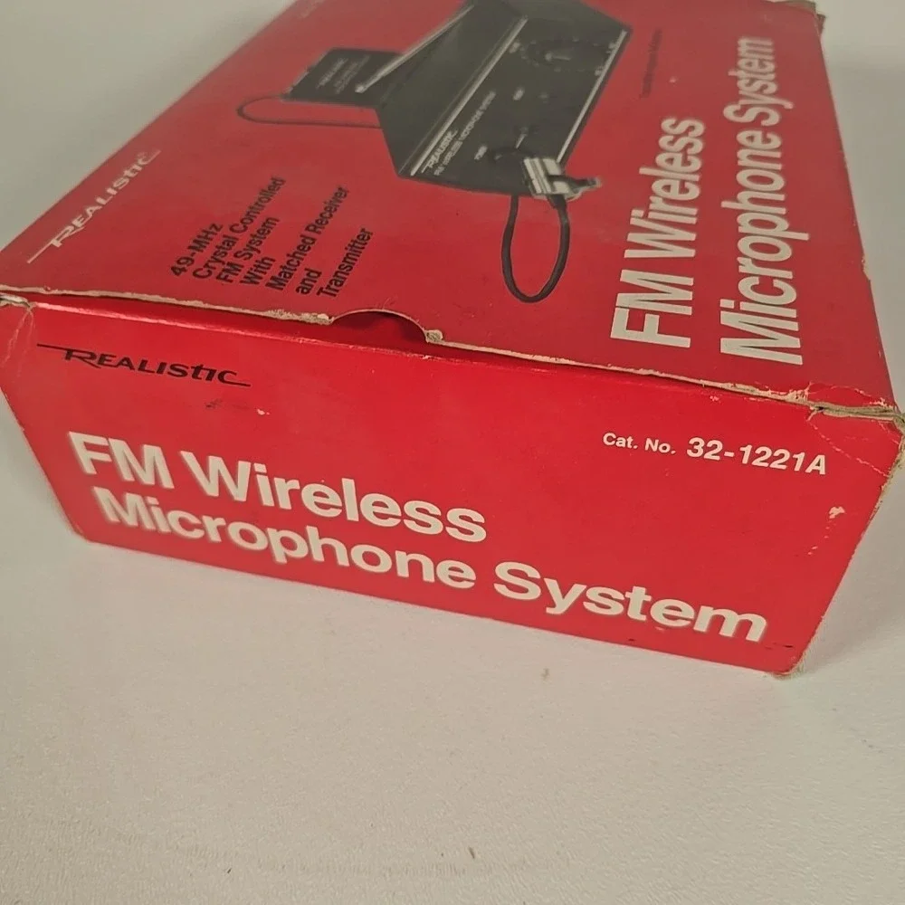 Vintage Realistic‎ FM Wireless Microphone System 32-1221A Clean